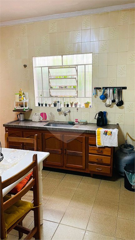 Casa à venda com 3 quartos em São Salvador, São Paulo, SP