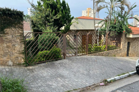 Casa à venda com 3 quartos em Água Fria, São Paulo, SP