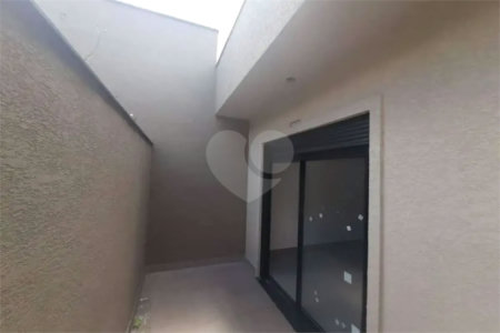 Casa Térrea à venda com 3 suítes em Jardim do Lago, Atibaia, SP