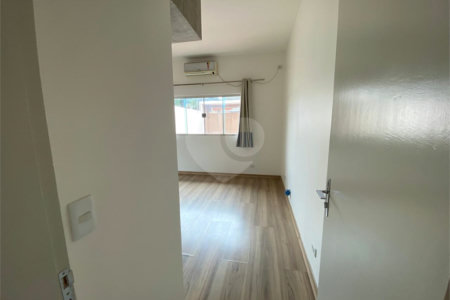 Casa à venda com 3 quartos, sendo 1 suíte,  em Jardim Jamaica, Ponta Porã, MS