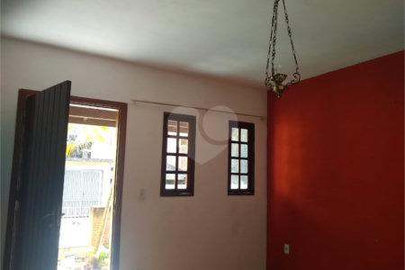 Casa Térrea à venda com 2 quartos no Centro, Bom Jesus dos Perdões, SP