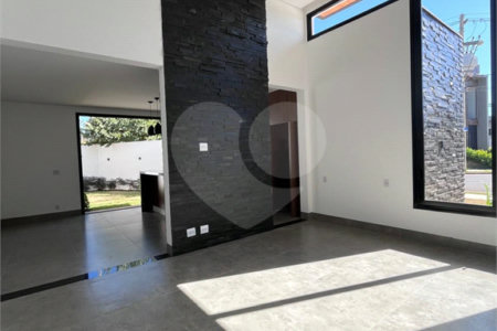 Casa à venda com 3 suítes em Residencial Village Damha III, Araraquara, SP