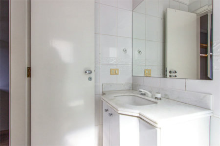Apartamento à venda com 4 quartos, sendo 3 suítes,  em Cidade Monções, São Paulo, SP