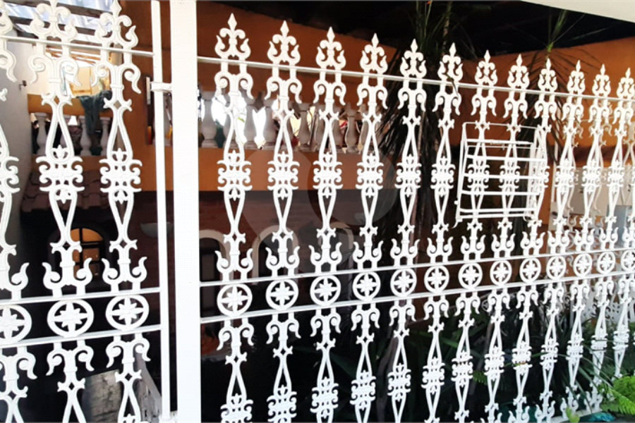Sobrado à venda com 2 quartos em Horto, São Paulo, SP