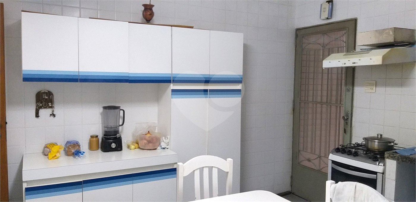 Sobrado à venda com 3 quartos em Vila Irmãos Arnoni, São Paulo, SP