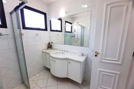 Apartamento Residencial à venda, Balneário Cidade Atlântica, Guarujá - AP1137.