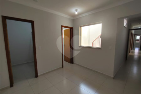 Casa para alugar com 3 quartos, sendo 1 suíte,  em Jardim Itália, Itapetininga, SP