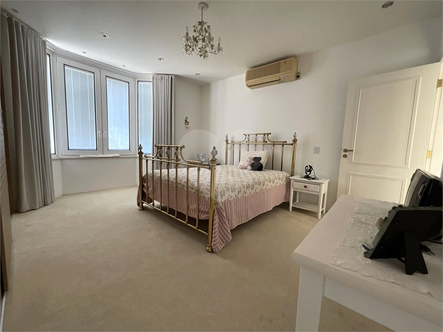 Casa à venda com 6 quartos, sendo 5 suítes, no condomínio City Castelo, Itu - SP