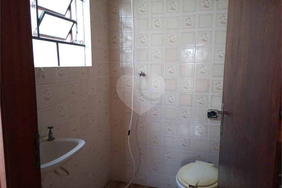 Sobrado à venda com 5 quartos em Horto, São Paulo, SP
