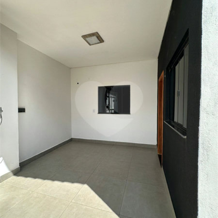 Casa para alugar com 2 quartos, sendo 1 suíte, em Parque dos Ipês III, Ponta Porã, MS
