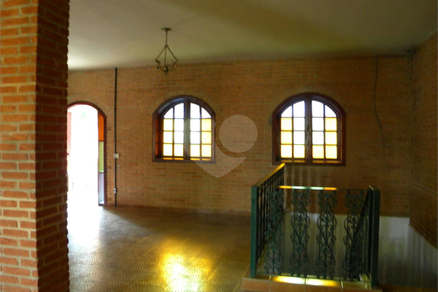 Chácara à venda com 7 quartos, sendo 1 suíte, em Capoavinha, Mairiporã, SP