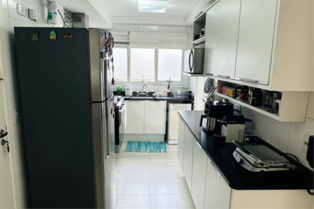 Apartamento à venda com 3 suítes em Vila Mariana, São Paulo, SP