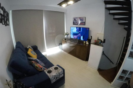 Cobertura à venda com 2 quartos, sendo 1 suíte,  em Vila Andrade, São Paulo, SP