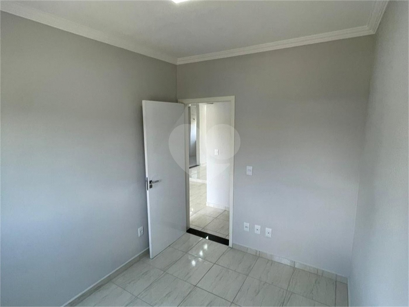 Apartamento à venda com 2 quartos em Vila Domingues, Votorantim, SP