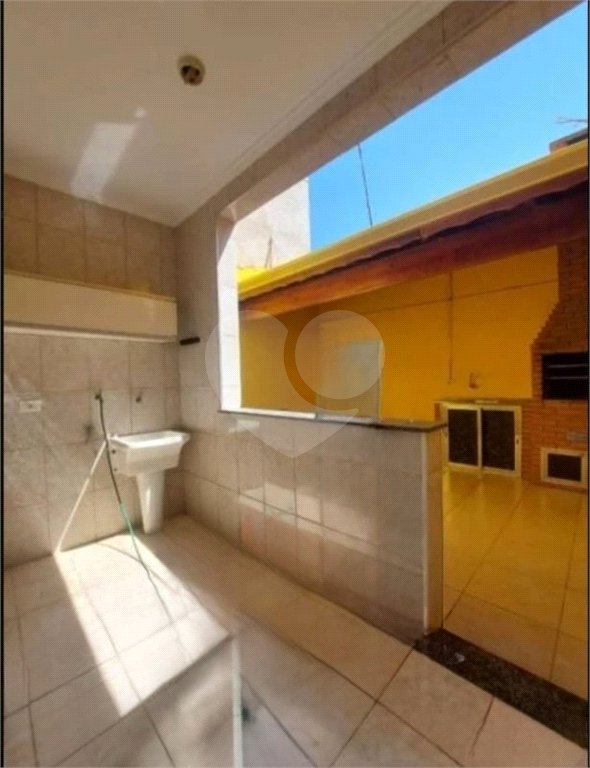 Sobrado à venda com 3 quartos, sendo 1 suíte, em Vila Piauí, São Paulo, SP