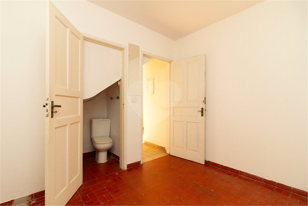 Sobrado à venda com 3 quartos, sendo 1 suíte, em Vila Olímpia, São Paulo, SP