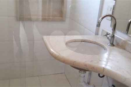 Casa à venda com 4 quartos em João XXIII, Vinhedo, SP