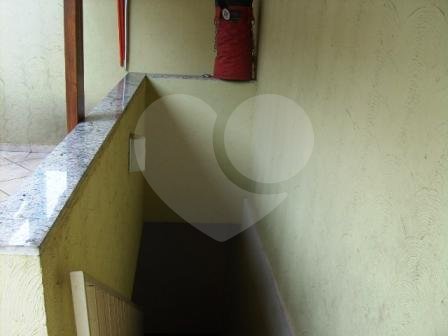 Sobrado à venda com 4 quartos, sendo 3 suítes, em Vila Irmãos Arnoni, São Paulo, SP