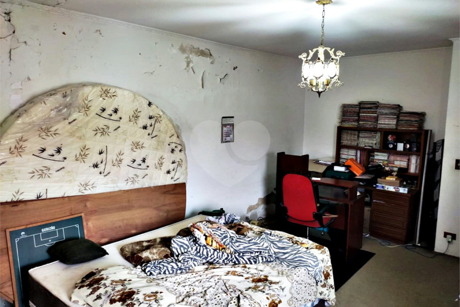 Sobrado à venda com 5 quartos, sendo 2 suítes, em Vila Nova Cachoeirinha, São Paulo, SP