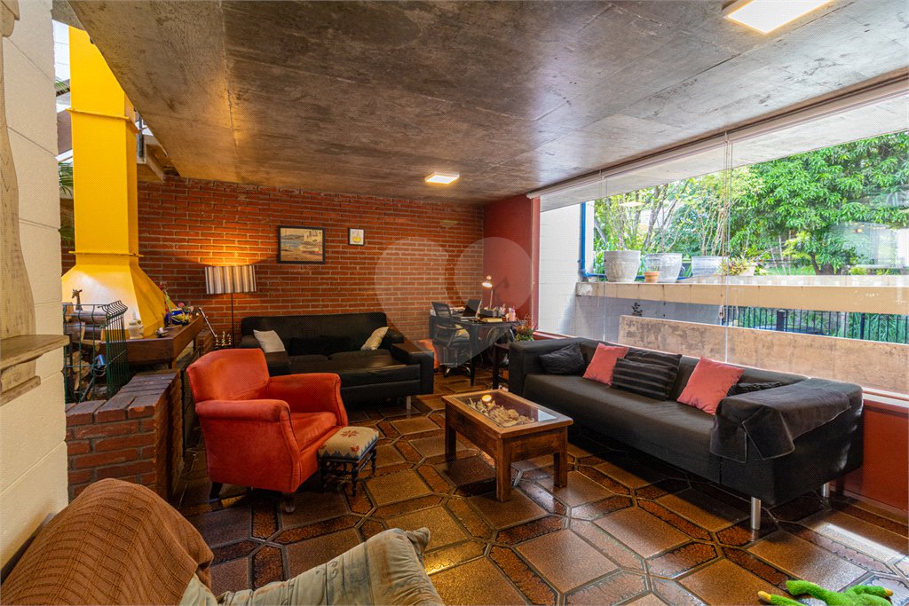 Casa de Vila à venda com 3 quartos, sendo 1 suíte, em Chácara Monte Alegre, São Paulo, SP