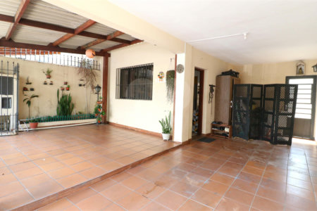 Casa Térrea à venda com 2 quartos em Vila Romana, São Paulo, SP