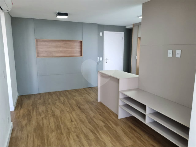 Apartamento à venda com 2 quartos, sendo 1 suíte,  em Santo Amaro, São Paulo, SP