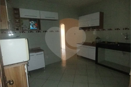 Casa à venda com 2 quartos, sendo 1 suíte, no condomínio River Plate, Rio de Janeiro - RJ