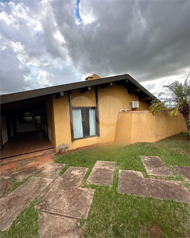 Casa à venda com 3 quartos, sendo 1 suíte, em Portal do Morumbi, Ponta Porã, MS