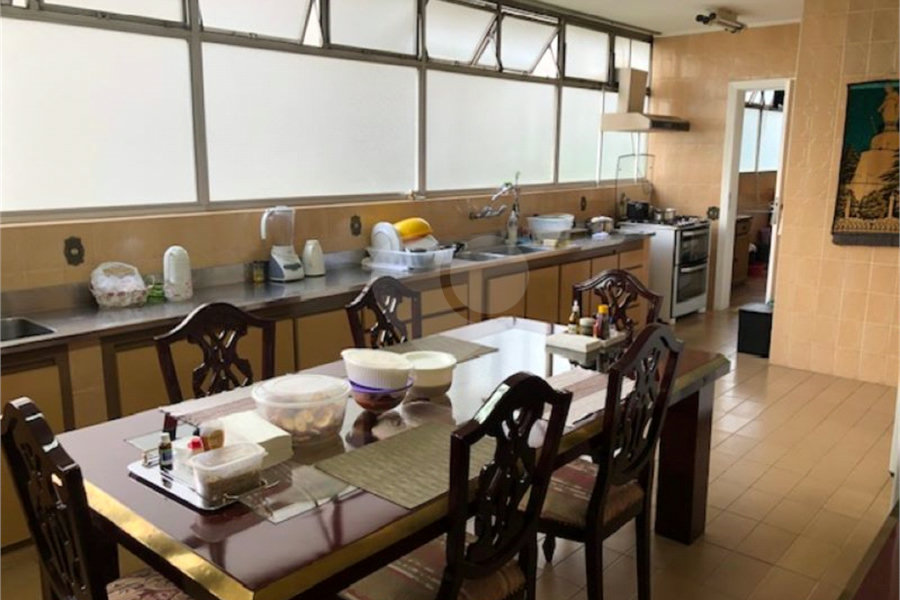 Apartamento à venda com 4 quartos, sendo 2 suítes, em Bela Vista, São Paulo, SP