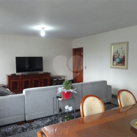 Apartamento à venda com 3 quartos, sendo 1 suíte, em Vila Mariana, São Paulo, SP
