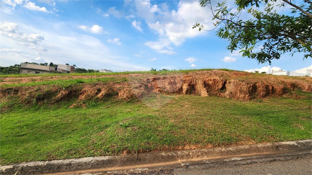 Terreno à venda no condomínio Santa Isabel I, Louveira - SP