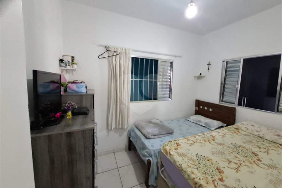 Sobrado à venda com 3 quartos, sendo 1 suíte, em Tremembé, São Paulo, SP