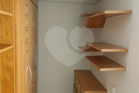 Apartamento à venda com 3 quartos, sendo 1 suíte, em Indianópolis, São Paulo, SP