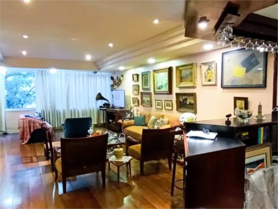 Apartamento à venda com 3 quartos, sendo 1 suíte,  em Ipanema, Rio de Janeiro, RJ
