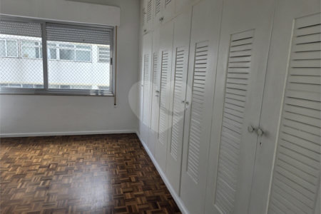 Apartamento à venda com 2 suítes em Cerqueira César, São Paulo, SP