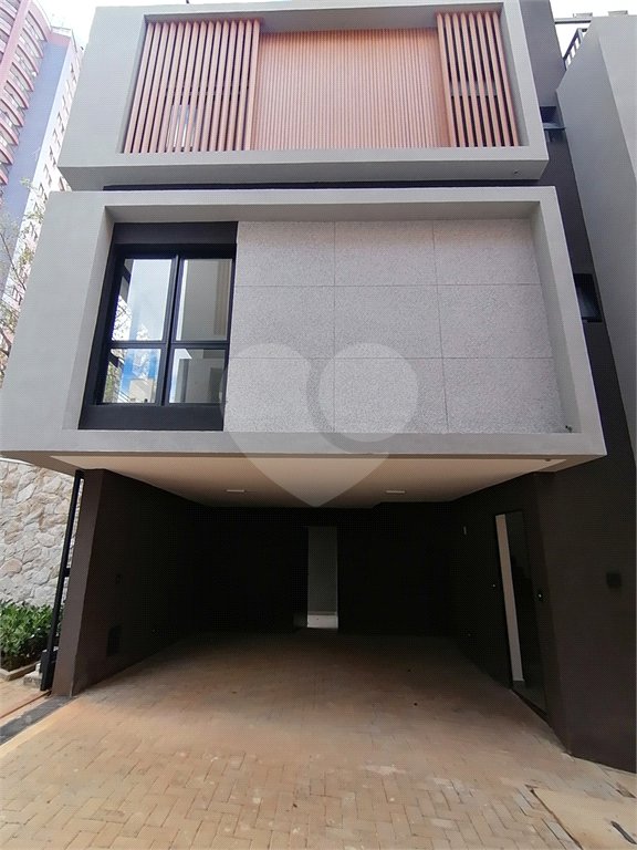 Casa à venda ou para alugar com 3 quartos, sendo 1 suíte,  no condomínio Cube Tutóia, São Paulo - SP