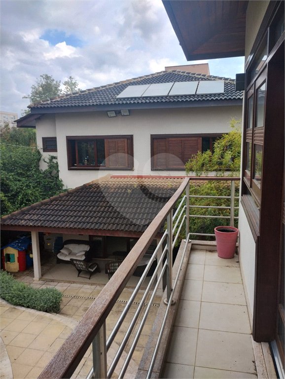 Casa à venda com 5 quartos, sendo 4 suítes, no condomínio Santa Teresa, Jundiaí - SP