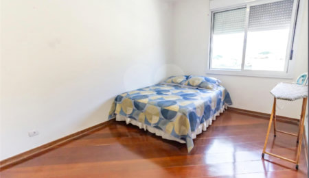 Apartamento à venda com 3 quartos, sendo 1 suíte,  em Mooca, São Paulo, SP