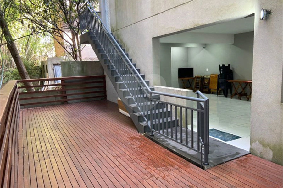 Casa à venda ou para alugar com 2 quartos no condomínio Esmeraldino, São Paulo - SP