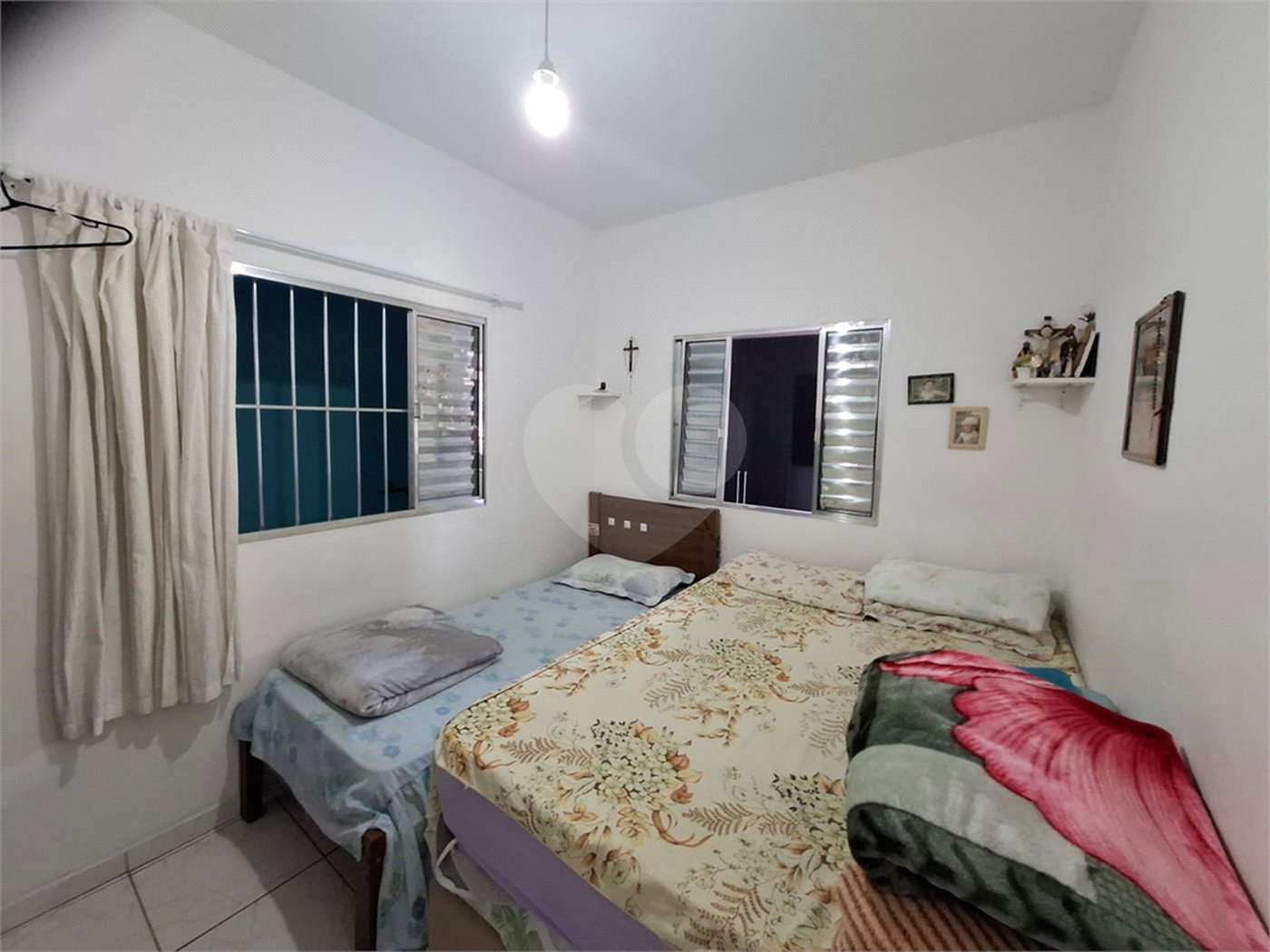 Sobrado à venda com 3 quartos, sendo 1 suíte, em Tremembé, São Paulo, SP