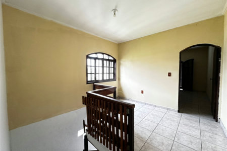 Sobrado à venda com 3 quartos, sendo 1 suíte, em Parque Suzano, Suzano, SP