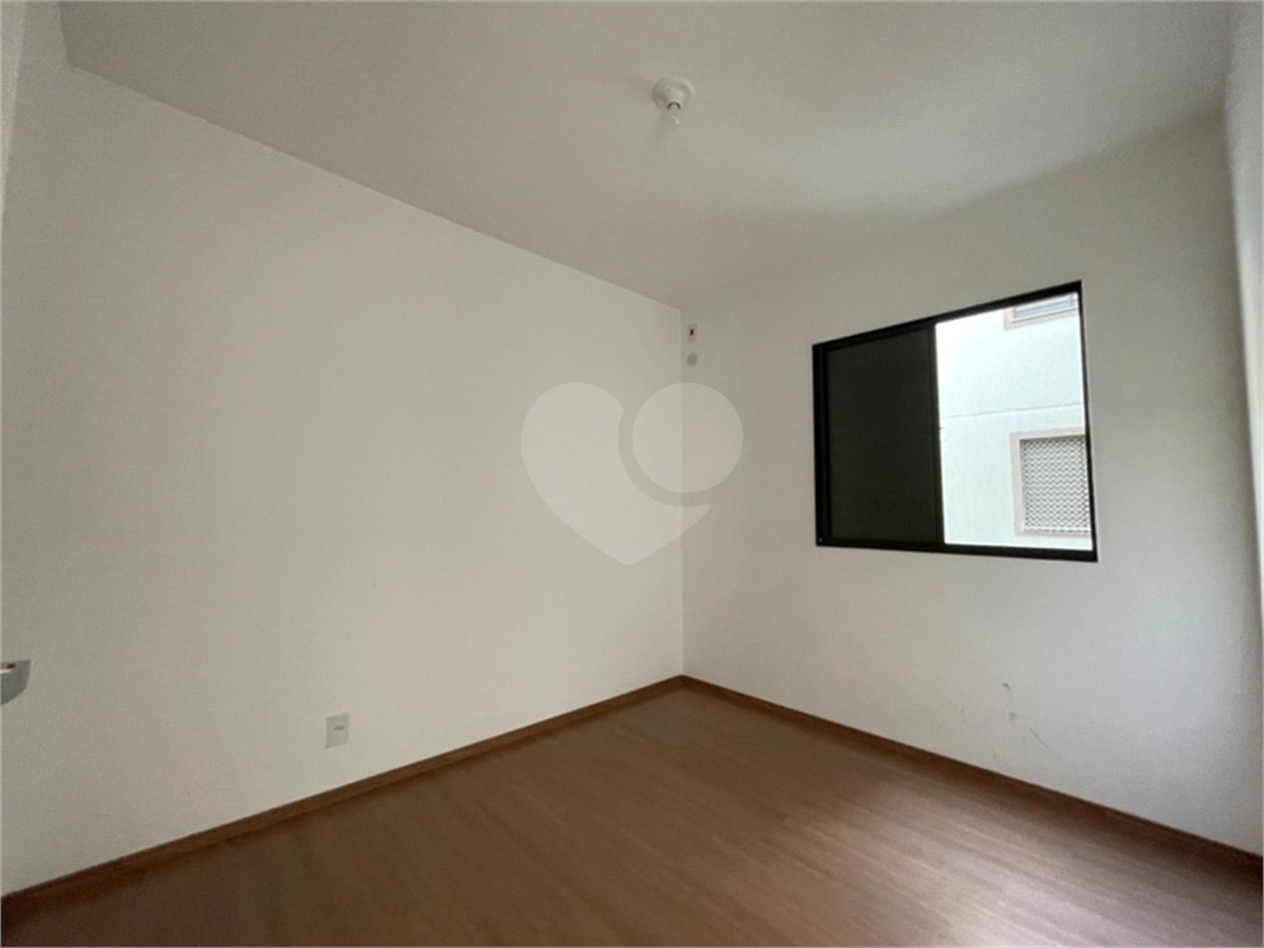 Apartamento à venda com 2 quartos no Centro, Votorantim, SP