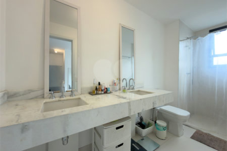 Apartamento à venda com 3 suítes em Pinheiros, São Paulo, SP