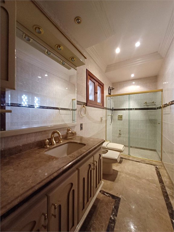 Casa à venda com 6 suítes no condomínio Portal da Raposo, Sorocaba - SP