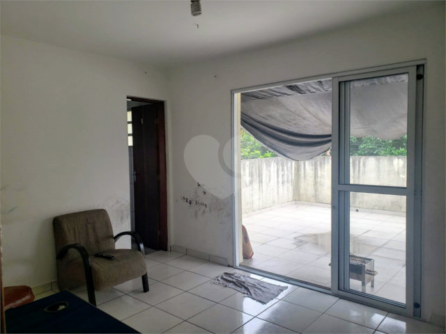 Sobrado à venda com 2 quartos em Jardim Marajoara, São Paulo, SP
