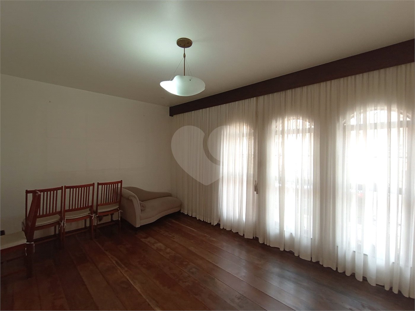 Casa à venda com 4 quartos, sendo 1 suíte,  no Centro, Itapetininga, SP