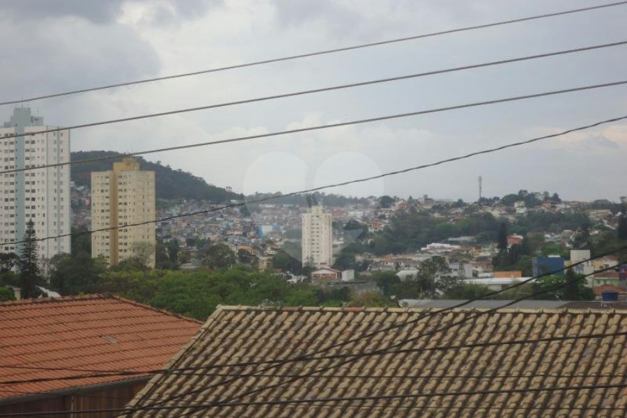 Sobrado à venda com 4 quartos, sendo 3 suítes, em Jardim Floresta, São Paulo, SP