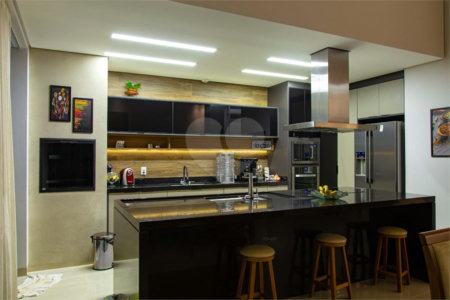 Casa à venda com 3 suítes em Residencial e Comercial Quinta das Laranjeiras, Araraquara, SP