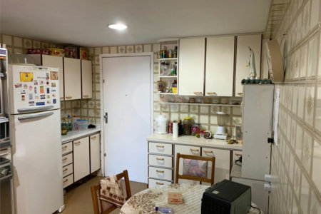 Apartamento à venda com 4 quartos, sendo 1 suíte,  em Tijuca, Rio de Janeiro, RJ