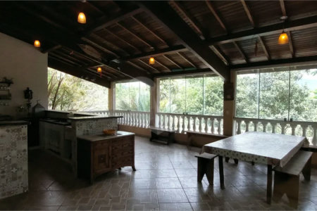 LINDA CHÁCARA A VENDA - CONDOMINIO ALPES D'OURO - BOM JESUS DOS PERDÕES